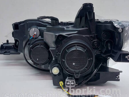 ФОТО Передня права фара для Mitsubishi Outlander GF (2012-) Коломия