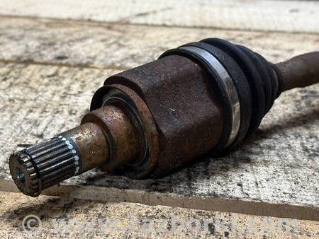 ФОТО Піввісь для Mitsubishi Outlander Коломия