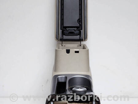 ФОТО Підлокітник у зборі для Mitsubishi Outlander GF (2012-) Коломия