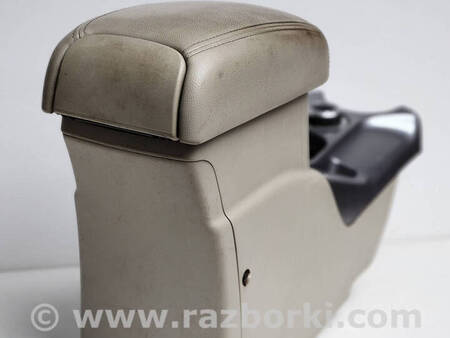 ФОТО Підлокітник у зборі для Mitsubishi Outlander GF (2012-) Коломия