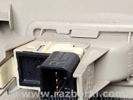 ФОТО Пластикова накладка багажника права для Mitsubishi Outlander GF (2012-) Коломия