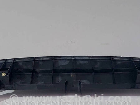 ФОТО Повітрозабірник переднього бампера для Mitsubishi Outlander Коломия