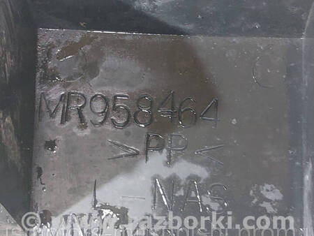 ФОТО Повітрозабірник переднього бампера для Mitsubishi Outlander Коломия