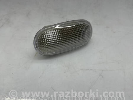 ФОТО Повторювач повороту для Mitsubishi Pajero Sport II Коломия