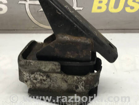 ФОТО Подушка двигуна кронштейн двигуна для Mitsubishi Pajero Sport Коломия