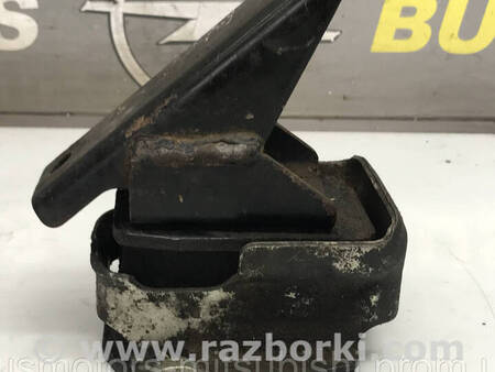 ФОТО Подушка двигуна кронштейн двигуна для Mitsubishi Pajero Sport Коломия