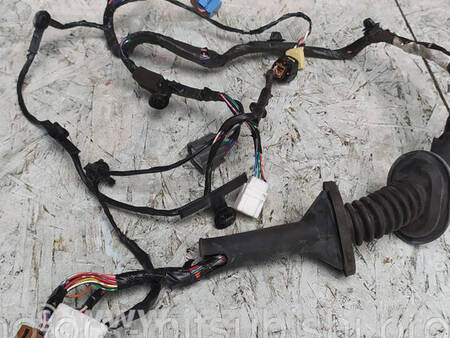 ФОТО Проведення дверей для Mitsubishi Outlander GF (2012-) Коломия