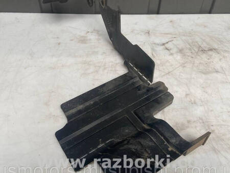 ФОТО Рамка радіатора частина передня для Mitsubishi Pajero Sport II Коломия