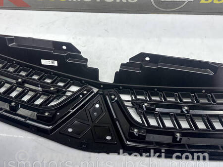 ФОТО Решітка радіатора для Mitsubishi Pajero Sport II Коломия
