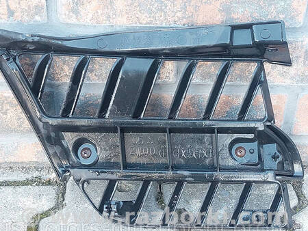 ФОТО Решітка радіатора ліва для Mitsubishi Outlander Коломия