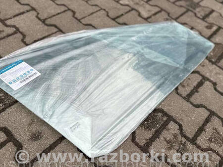 ФОТО Стекло двери переднее правое для Mitsubishi Pajero Sport III Коломия