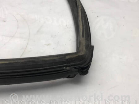 ФОТО Ущільнювач двері передньої лівої для Mitsubishi Outlander GF (2012-) Коломия