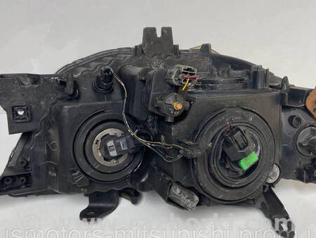 ФОТО Фара передня ліва для Mitsubishi Pajero Sport II Коломия