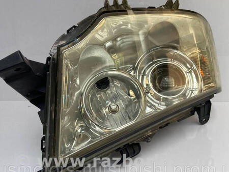 ФОТО Фара передня права для Mitsubishi Pajero Sport II Коломия