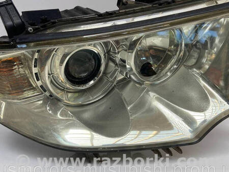 ФОТО Фара передня права для Mitsubishi Pajero Sport II Коломия