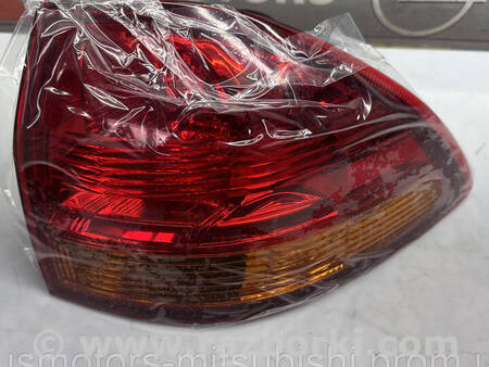 ФОТО Фонарь задній правий для Mitsubishi Pajero Sport II Коломия