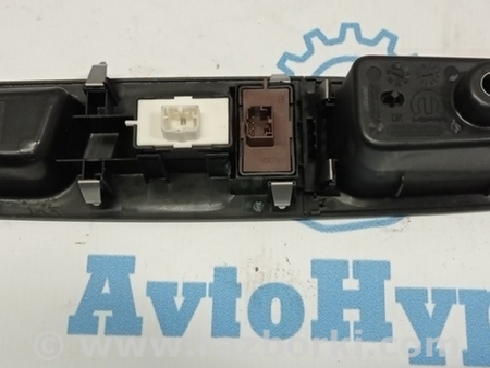 ФОТО Управление стеклоподъемником перед для Jeep Renegade (BU) (2014-) Одесса