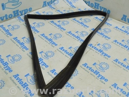 ФОТО Уплотнитель стекла зад лев для Land Rover Range Rover Vogue (2002-...) Одесса