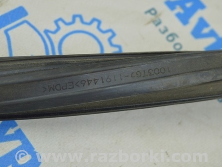 ФОТО Уплотнитель стекла перед прав для Land Rover Range Rover Vogue (2002-...) Одесса