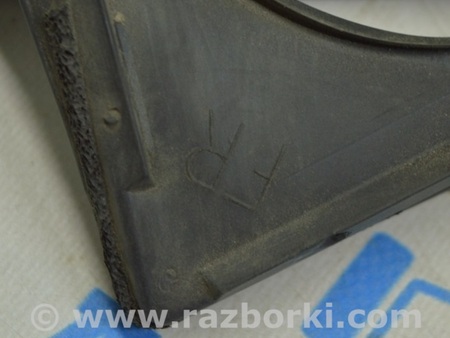 ФОТО Уплотнитель стекла перед прав для Land Rover Range Rover Vogue (2002-...) Одесса