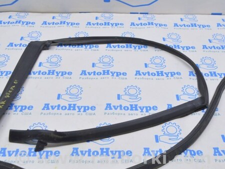 ФОТО Уплотнитель двери верхний зад для Land Rover Range Rover Velar (2017-2023) Одесса