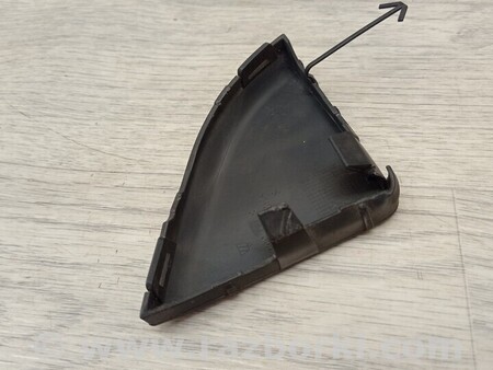 ФОТО Заглушка бампера буксировочного крюка передняя для Peugeot 107 Киев