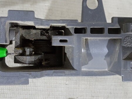 ФОТО Ручка двери передней внутренняя правая Ручка для Peugeot 107 Киев