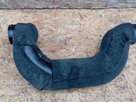 ФОТО Воздуховод патрубок воздушный для Fiat 124 Spider Киев