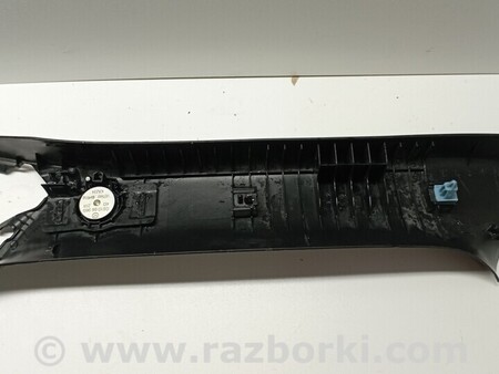 ФОТО Обшивка правой стойки лобового стекла для Fiat 124 Spider Киев