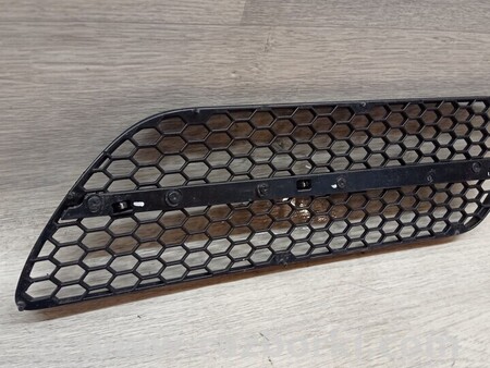 ФОТО Решітка хром накладка переднього бампера права для Alfa Romeo 147 937B (06.2000-05.2010) Київ