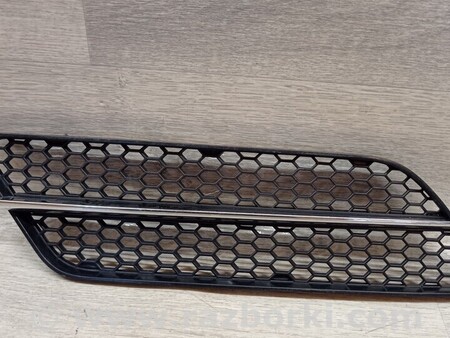 ФОТО Решітка хром накладка переднього бампера права для Alfa Romeo 147 937B (06.2000-05.2010) Київ