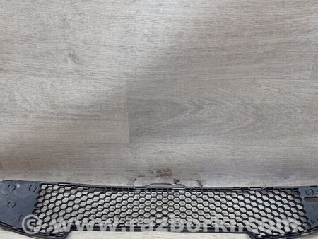 ФОТО Решетка радиатора бампера переднего центральная нижняя для Peugeot 206 Киев