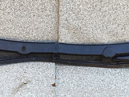 ФОТО Жабо Пластик під лобове скло для Peugeot 208 Киев