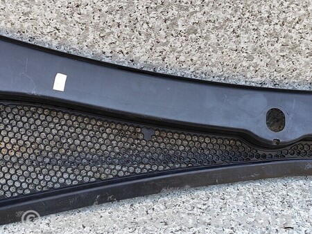 ФОТО Жабо Пластик під лобове скло для Peugeot 208 Киев