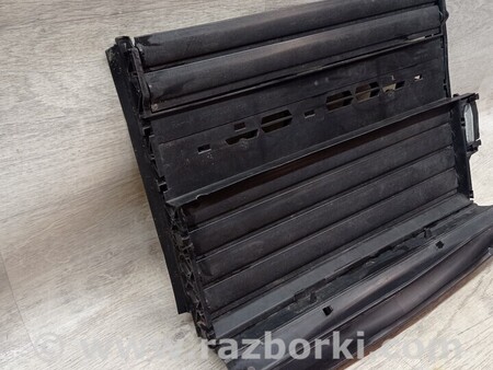 ФОТО Жалюзі дефлектор радіатора для Peugeot 208 Киев