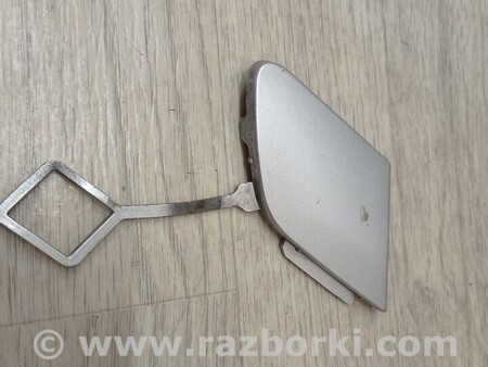 ФОТО Заглушка бампера буксировочного крюка передняя для Peugeot 208 Киев