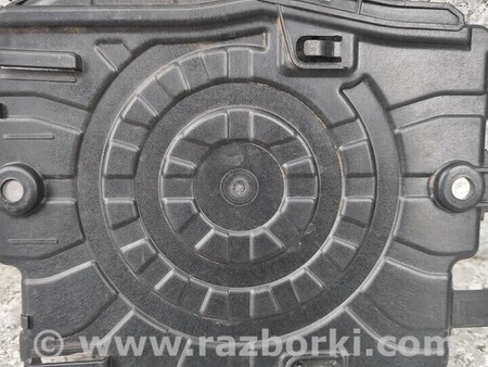 ФОТО Кронштейн блока управління для Peugeot 208 Киев