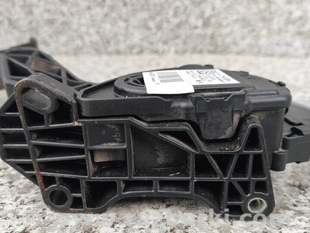 ФОТО Педаль газу для Peugeot 208 Киев