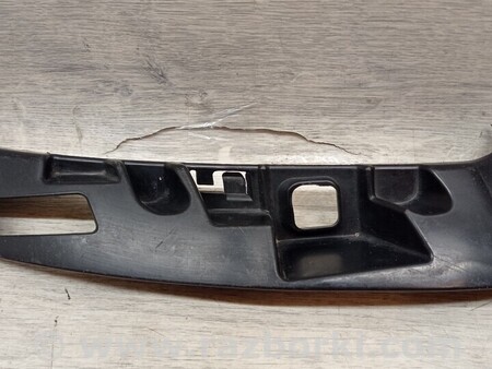 ФОТО рестайлінг кронштейн кріплення напрявляюча бампера переднього для Peugeot 208 Киев