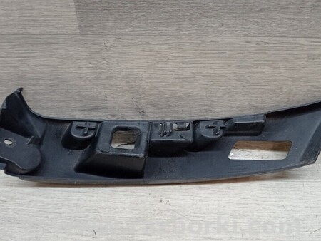 ФОТО рестайлінг кронштейн кріплення напрявляюча бампера переднього для Peugeot 208 Киев