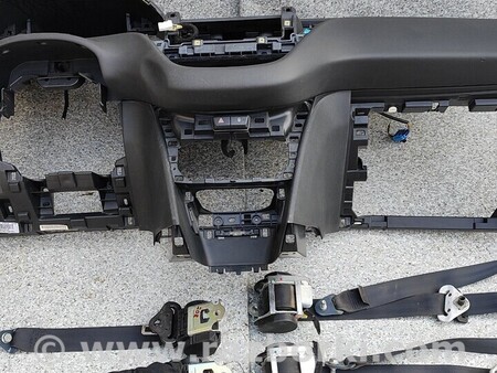 ФОТО Торпедо подушки ремні комплект безпеки для Peugeot 208 Киев