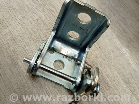 ФОТО Петля двері дверки передня права верхня для Peugeot 301 Киев