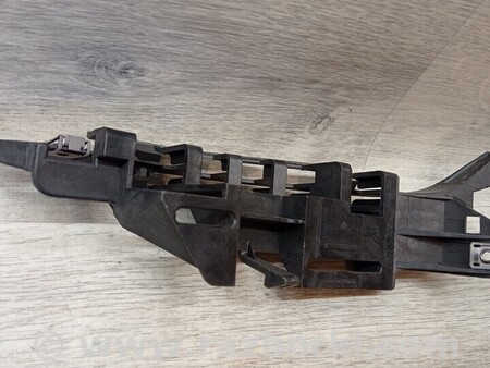 ФОТО Кронштейн кріплення направляюча переднього бампера лівий для Peugeot 307 Киев