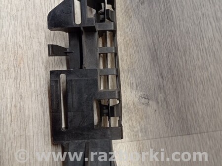 ФОТО Кронштейн кріплення направляюча переднього бампера лівий для Peugeot 307 Киев