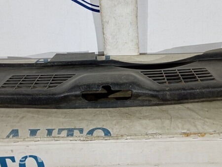 ФОТО Накладка передньої панелі задня для Peugeot 307 Киев