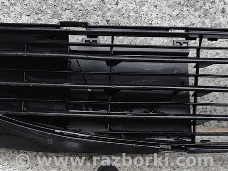 ФОТО Решетка бампера переднего нижняя для Peugeot 307 Киев