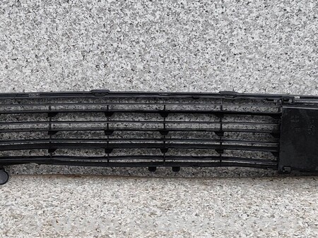 ФОТО Решетка бампера переднего нижняя для Peugeot 307 Киев