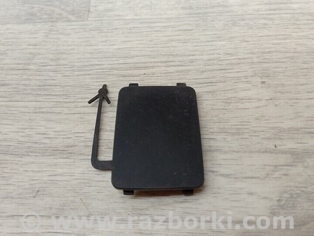 ФОТО Заглушка бампера буксировочного крюка передняя для Peugeot 308 Київ