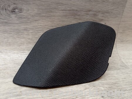 ФОТО Заглушка накладка обшивки карти ляди кришки багажника для Peugeot 308 Київ