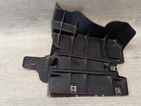 ФОТО Корпус накладка захист двигуна нижній для Peugeot 308 Київ